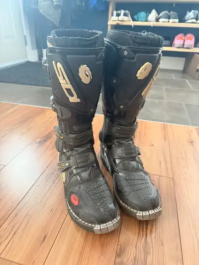 Sidi Crossfire motorcycle/dual sport/ dirt bike boots 11 men’s Pick up in Ellerslie
