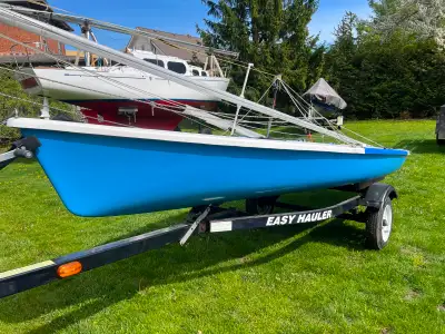 Turnkey and water-ready, this Laser II is a fantastic high-performance dinghy for both casual sailin...