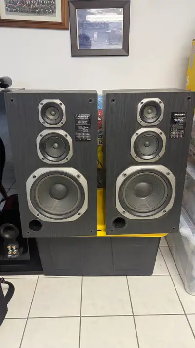 Technics SB-2822 floor standing speakers, View more
