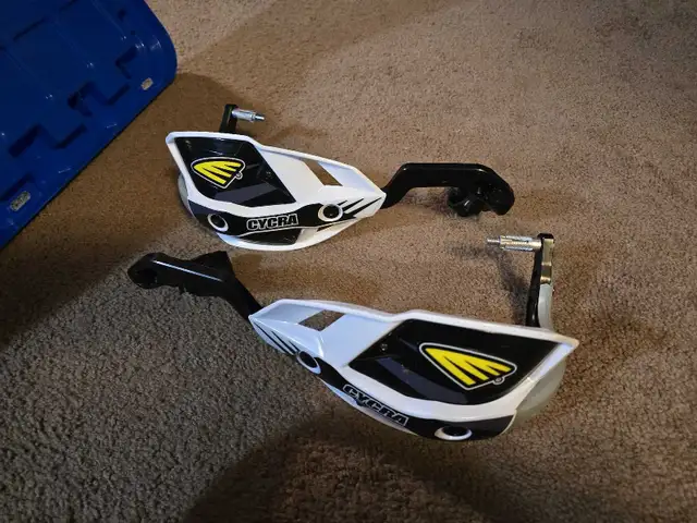 2024 Suzuki DR 650cc parts in Motorcycle Parts & Accessories in Hamilton - Image 5