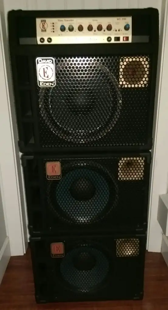 EDEN Custom Bass Combo with 2 EDEN Bass Cabinets in Amps & Pedals in Vancouver - Image 3
