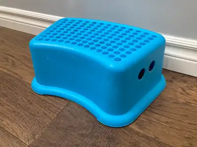 Kids' footstool, View more