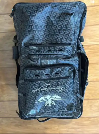 women’s motocross gear and accessories. Everything is in perfect condition and all outfits are washe...