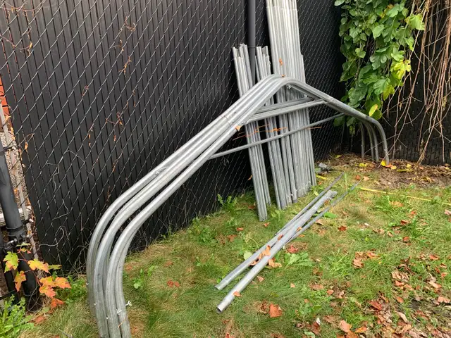 Abri d’auto in Snowblowers in Granby - Image 3