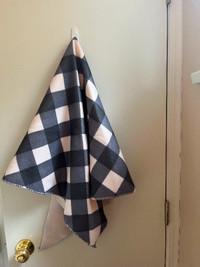 Vintage checkered shawl