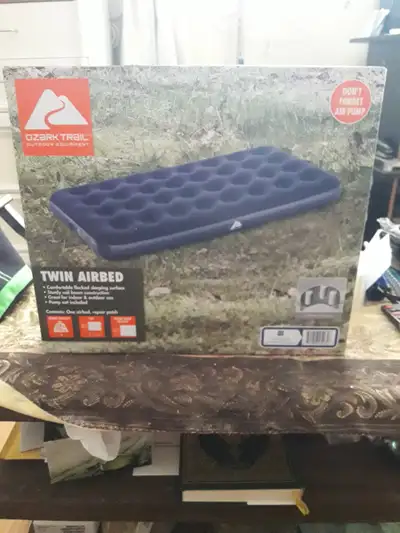 Matelas Gonflable. Air mattress 20$, View more