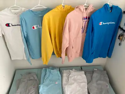 Champion Big Lot of Mens Size Small Clothing Items, View more