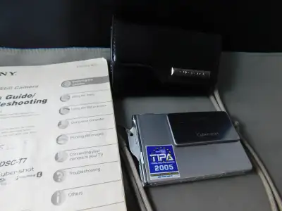 Sony Cyber-shot DSC-T7 5.1MP Digital Camera Silver y2k camera, View more