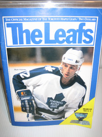 1988 TORONTO MAPLE LEAFS OFFICIAL MAGAZINE PROGRAM THE LEAFS