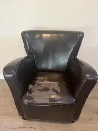 Chair - Sturdy