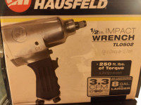 NEW Campbell Hausfeld 1/2 inch TL0502 Air Impact Wrench