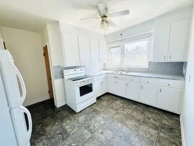 Come home to the comforts of this Bright and Beautiful Suite Includes: Heat, Water, Outside Storage...
