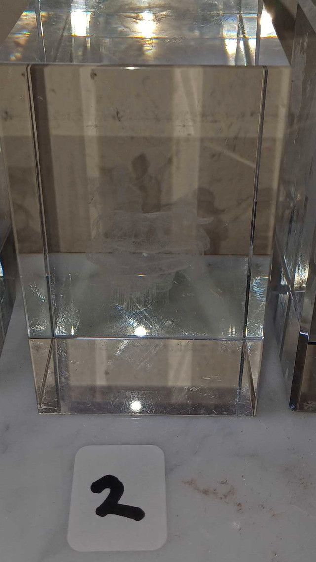 3"T (6) Laser Etched Crystal Glass Cube Paperweights SEE DETAILS in Arts & Collectibles in Calgary - Image 3