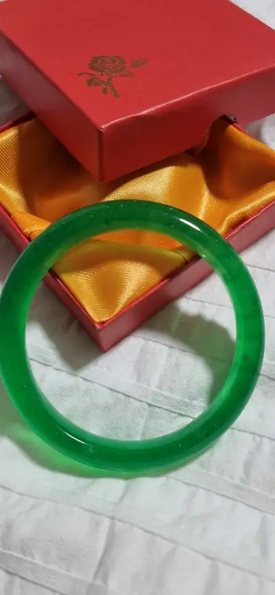 New genuine natural jade bracelet, View more