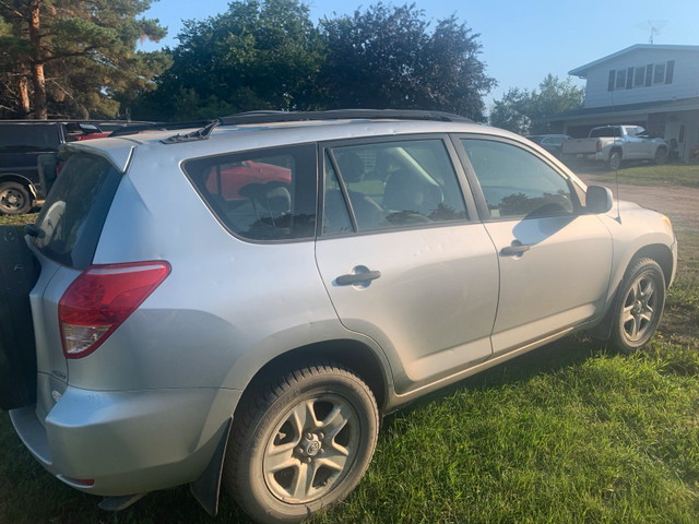 2007 Rav 4 LE in Cars & Trucks in Strathcona County - Image 4