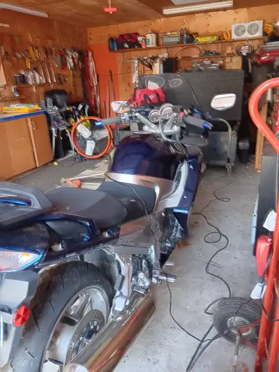 Yamaha FJR 1300 , 54110 KM , Awesome running and amazing ride , very comfortable, comes with all mat...