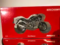 Diecast motorcycles