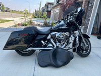 2009 Harley Davidson Street Glide 96CI $14,250 Amazing condition
