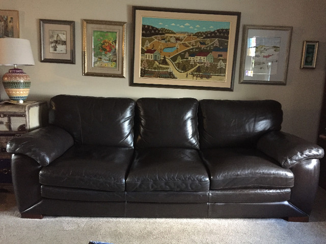 High Quality Sofa in Couches & Futons in Ottawa