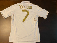 2011-2012 Real Madrid Soccer Jersey – Cristiano Ronaldo - Large