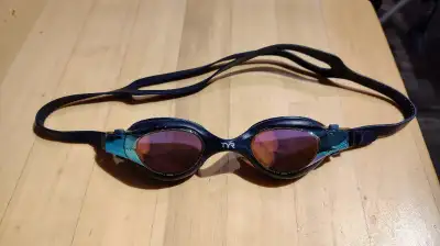 TYR Mirrored Swimming Goggles. Adult fit, easily adjustable.