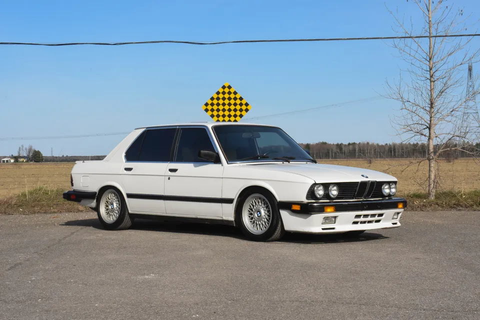 1988 BMW e28 535i