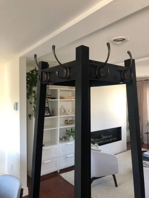 Meuble portemanteaux en bois massif de qualité pour l'entrée