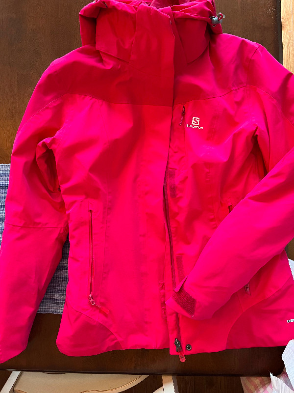 Manteau de ski Salomon rose dans Ski  à Ville de Montréal - Image 4