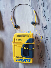 Vintage SONY Sport walkman WM AF5 4 sterio cassette player AM FM