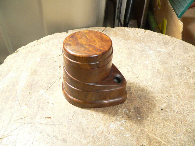 plusieurs pot antique d'encre a différent prix dans Art et objets de collection  à Lanaudière