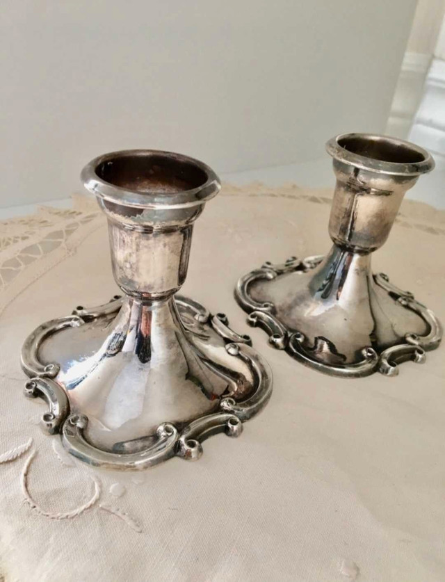 Coronet plate sterling silver candle holder set in Home Décor & Accents in City of Toronto