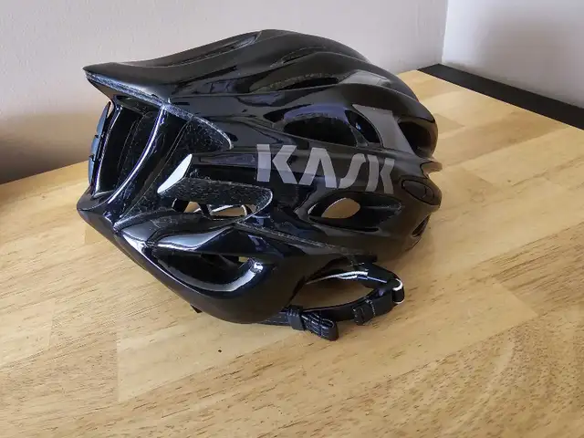Kask road bike helmet in Road in Calgary - Image 6