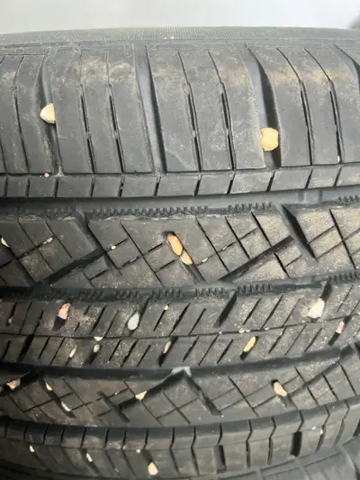 4 all season tires on rims that fit a honda 255/55 R 18. Tires are like new. Vehicle was totalled la...