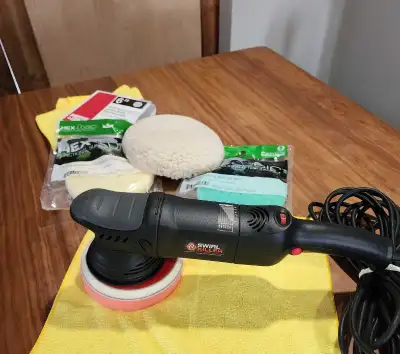 Adam's dual action Swirl Killer 21mm Polisher. It has a sleak design, a soft start for a smooth and...
