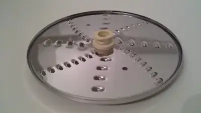 Cuisinart Medium Reversible Shredding Disc - $15, View more