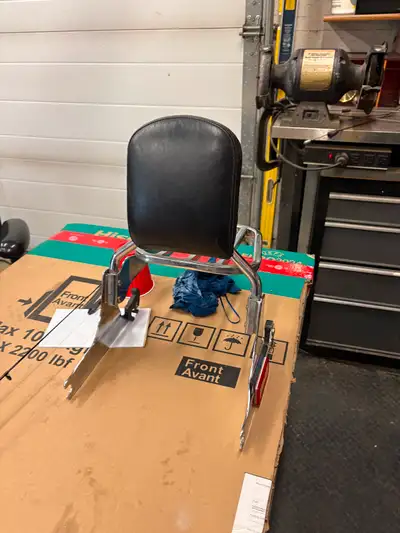 Harley fatboy quick detach back rest and luggage rack 200 obo fits 2007 up 200 tire call Doug 204-46...