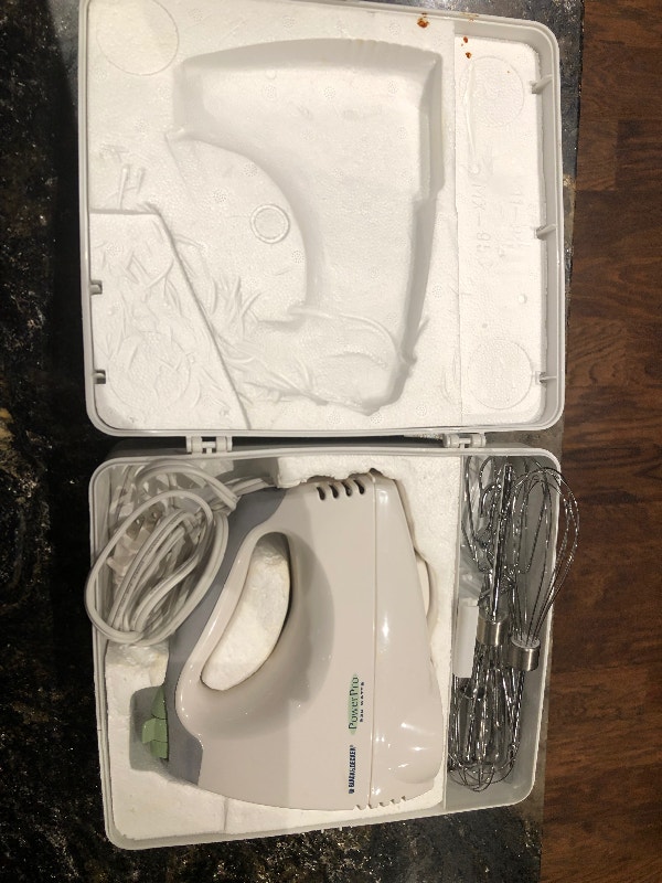 Black & Decker Hand Mixer with attachments Processors, Blenders