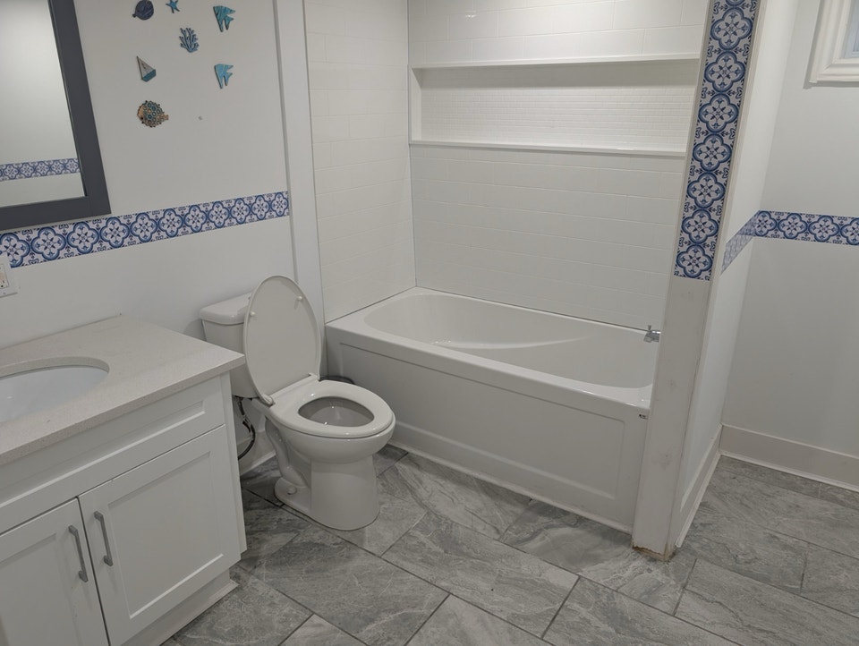 basement available in London ON 4