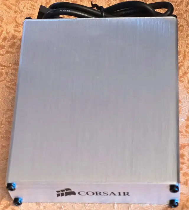 Corsair Commander Mini62865711734147122