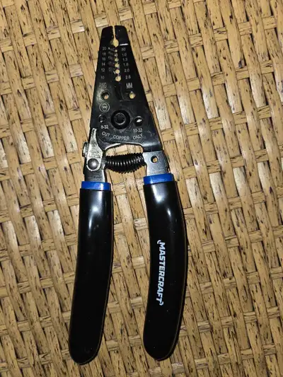 Wire strippers Mastercraft, View more