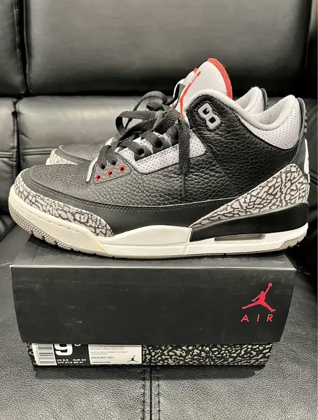 Jordan 3 Retro Black Cement  in Men's Shoes in City of Toronto - Image 3