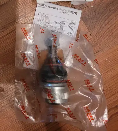 Front lower ball joint from German auto parts. NEW. Never got to install it. Fits Mercedes E class 2...