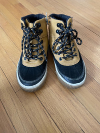 Size 12T boy shoes 