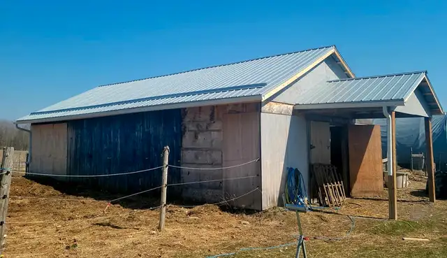 STEEL ROOFING, EXTERIOR NEEDS & BARN MAINTENANCE in Roofing in Trenton - Image 9