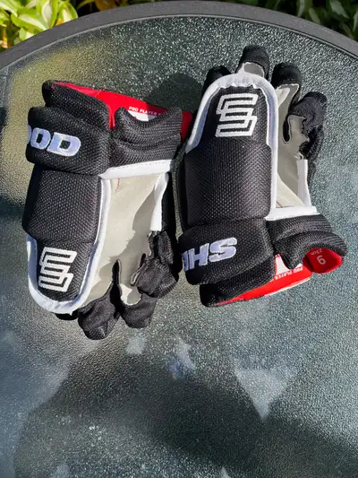 Sherwood Hockey Gloves Youth CODE1, View more