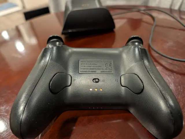 8Bitdo Ultimate Bluetooth Controller with Charging Dock - Good555211049665177602