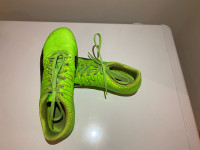 Puma Evo power soccer shoes 