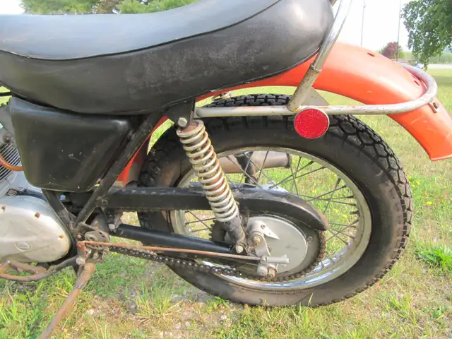 *SOLD* 2 X TRIUMPH TRAILBLAZER STREET SCRAMBLER MOTORCYCLES in Street, Cruisers & Choppers in Barrie - Image 10