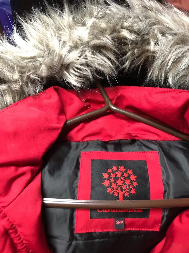Women’s winter parka in Women's - Tops & Outerwear in Hamilton - Image 4