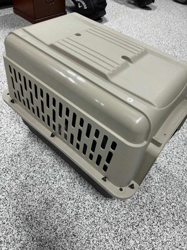 Medium Dog Kennel/ Crate in Other in Strathcona County - Image 2